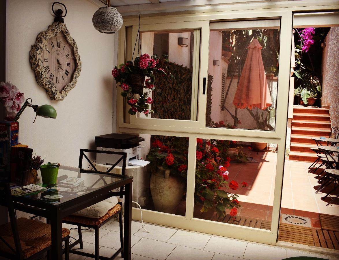 Il Cortiletto Di Piazza Verga Catânia Exterior foto