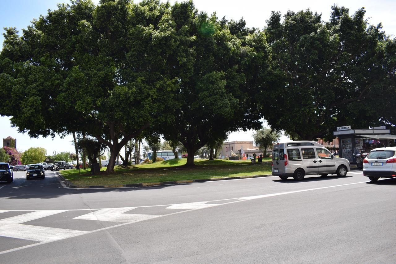 Il Cortiletto Di Piazza Verga Catânia Exterior foto